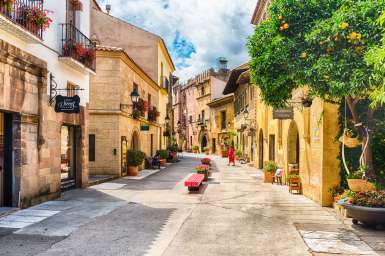 Arquitectura del Poble Espanyol en la colina de Montjuic