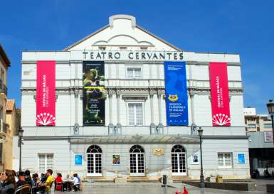 Exterior Teatro Cervantes